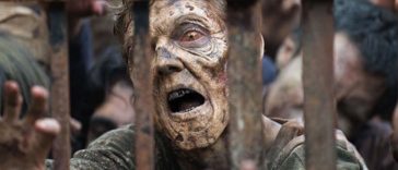 How to Survive the Zombie Apocalypse - Zombie Survival - Kill A Zombie